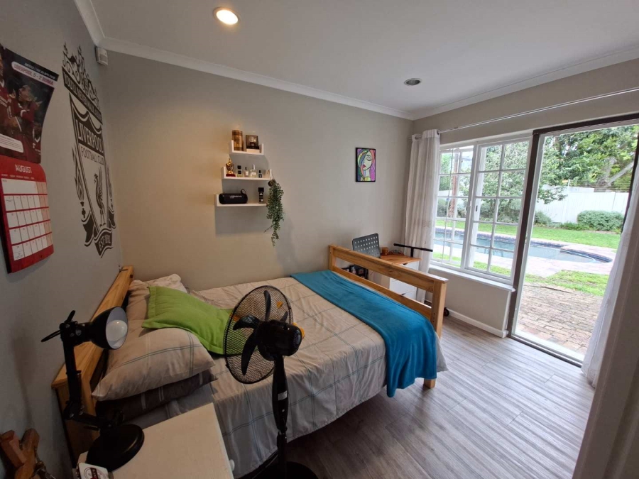 4 Bedroom Property for Sale in Constantia Western Cape